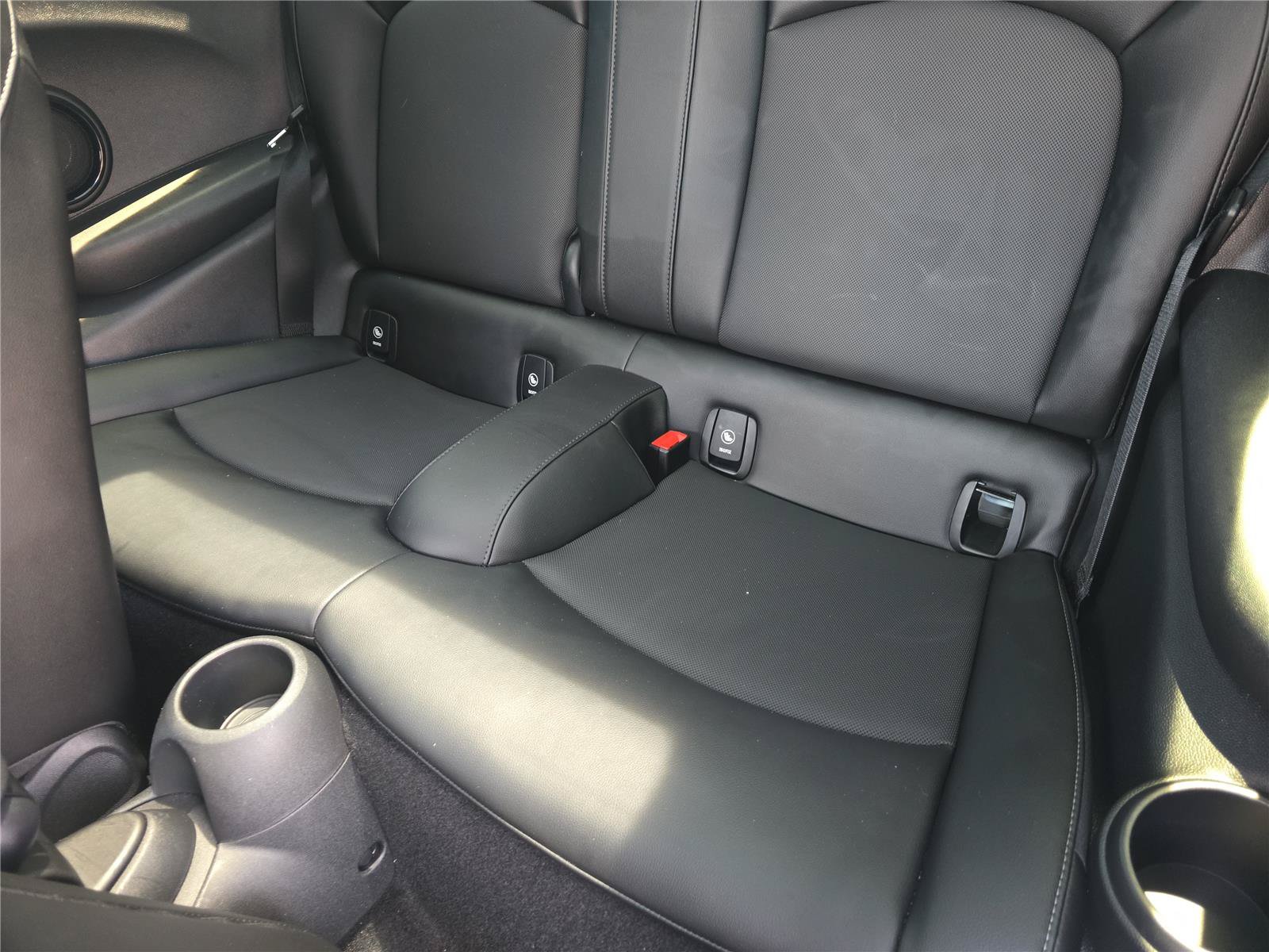 Used 2018 MINI Cooper S FWD image 11