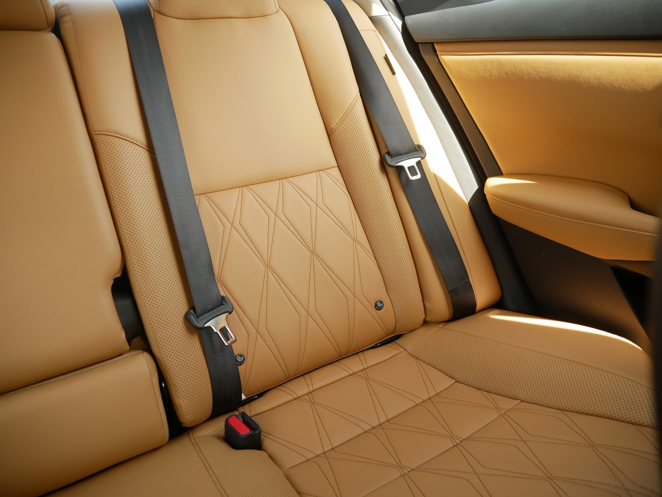Certified 2025 Nissan Sentra SV w/ SV Premium Package FWD image 14