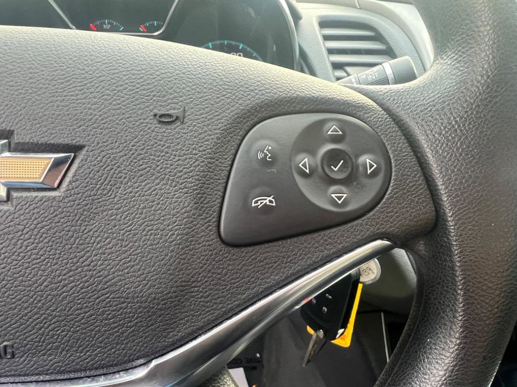 Used 2016 Chevrolet Impala LS FWD image 27