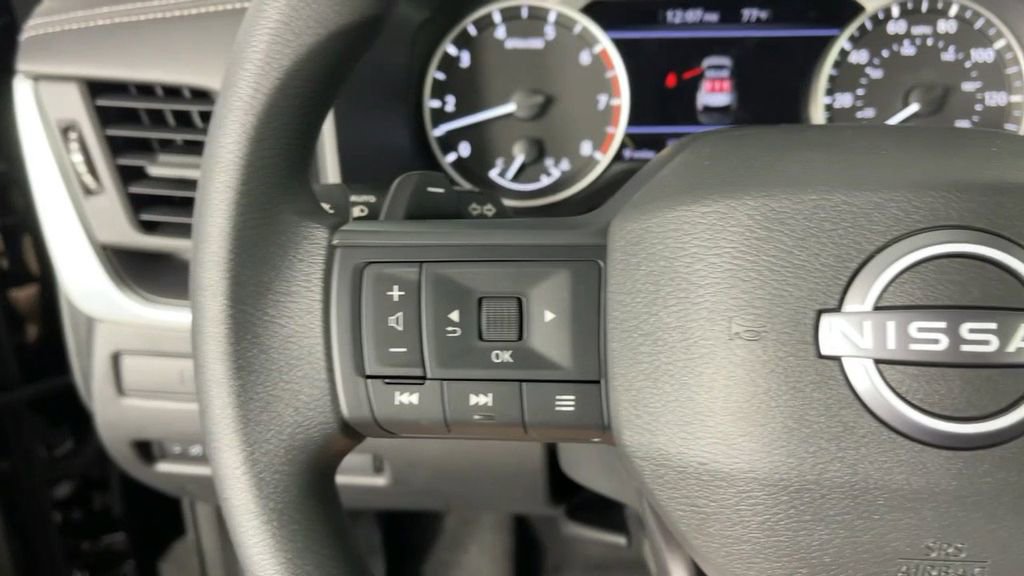 New 2025 Nissan Rogue S image 24