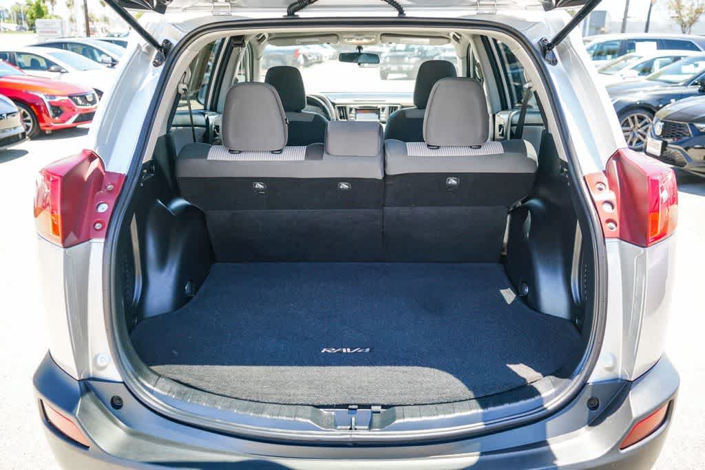 Used 2014 Toyota RAV4 LE FWD image 25