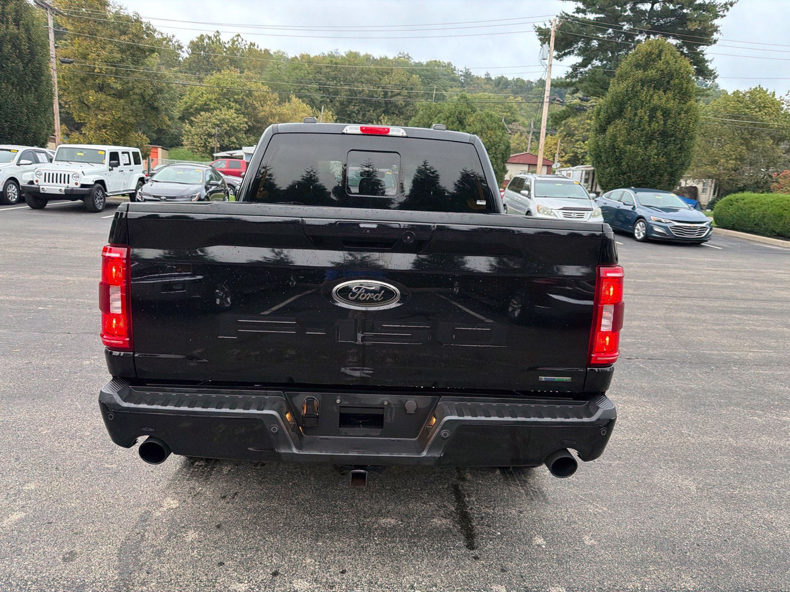 Used 2023 Ford F150 XLT w/ Equipment Group 302A High AWD/4WD image 4