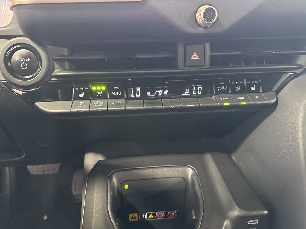 Used 2023 Toyota Crown Platinum AWD/4WD image 41