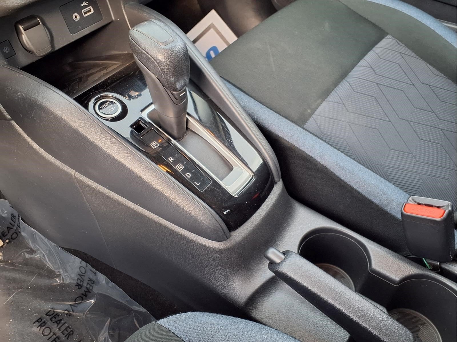 Used 2025 Nissan Versa SV FWD image 15