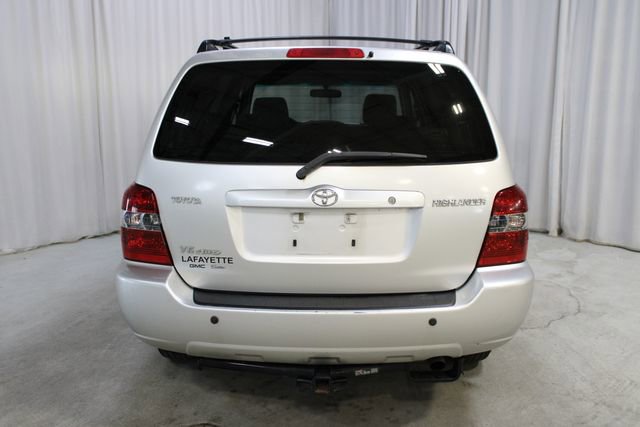 Used 2005 Toyota Highlander 4WD V6 w/ 3rd Row image 28