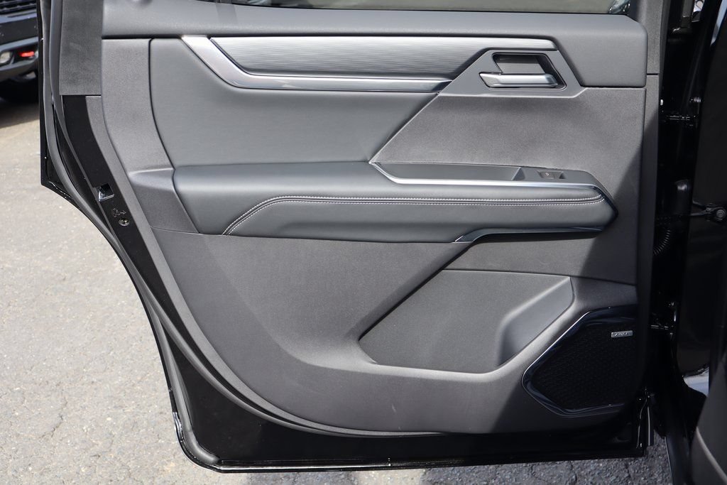New 2026 GMC Acadia Elevation w/ Black Edition AWD/4WD image 18