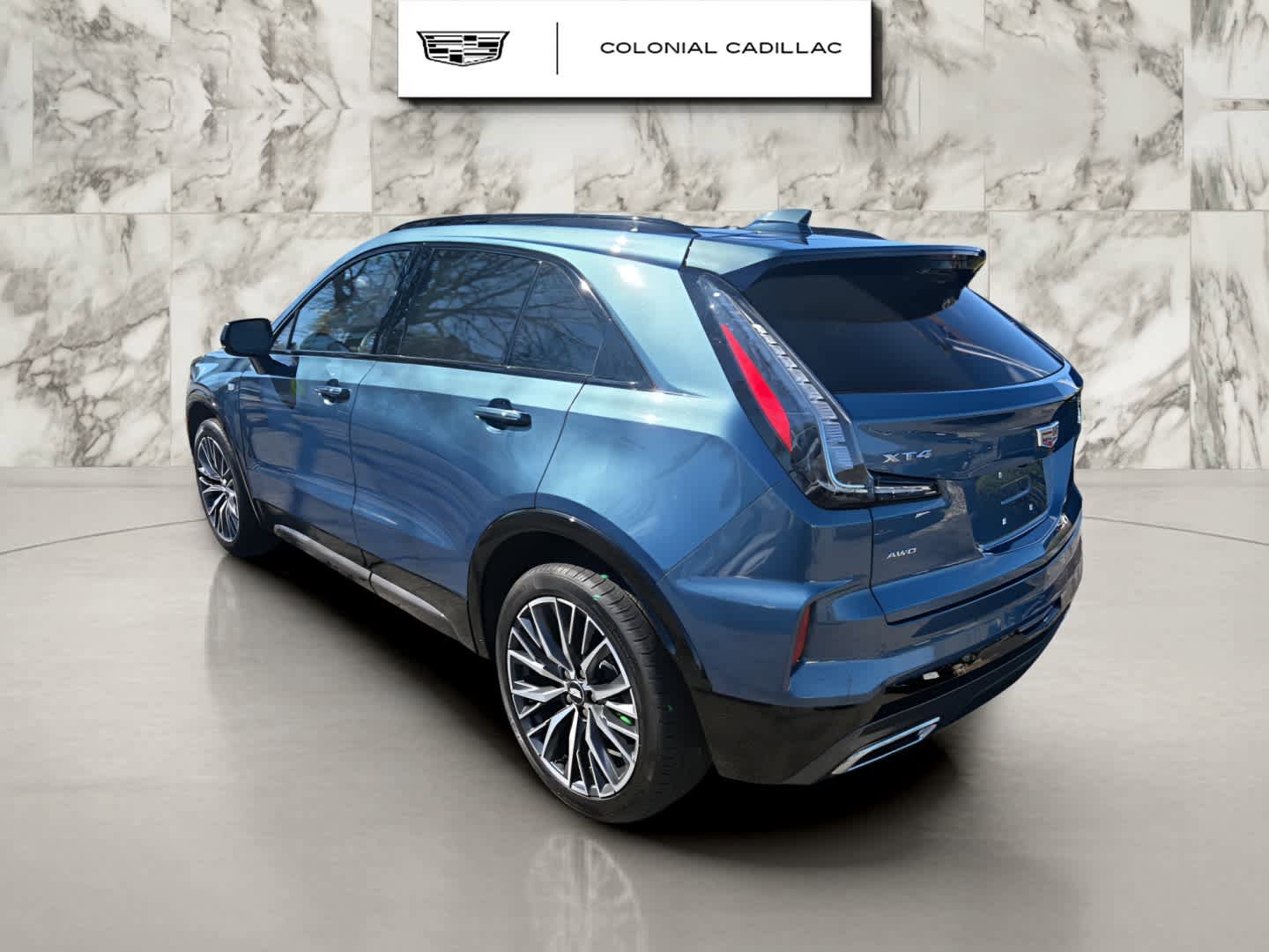 Used 2024 Cadillac XT4 Sport w/ Cold Weather Package AWD/4WD image 5