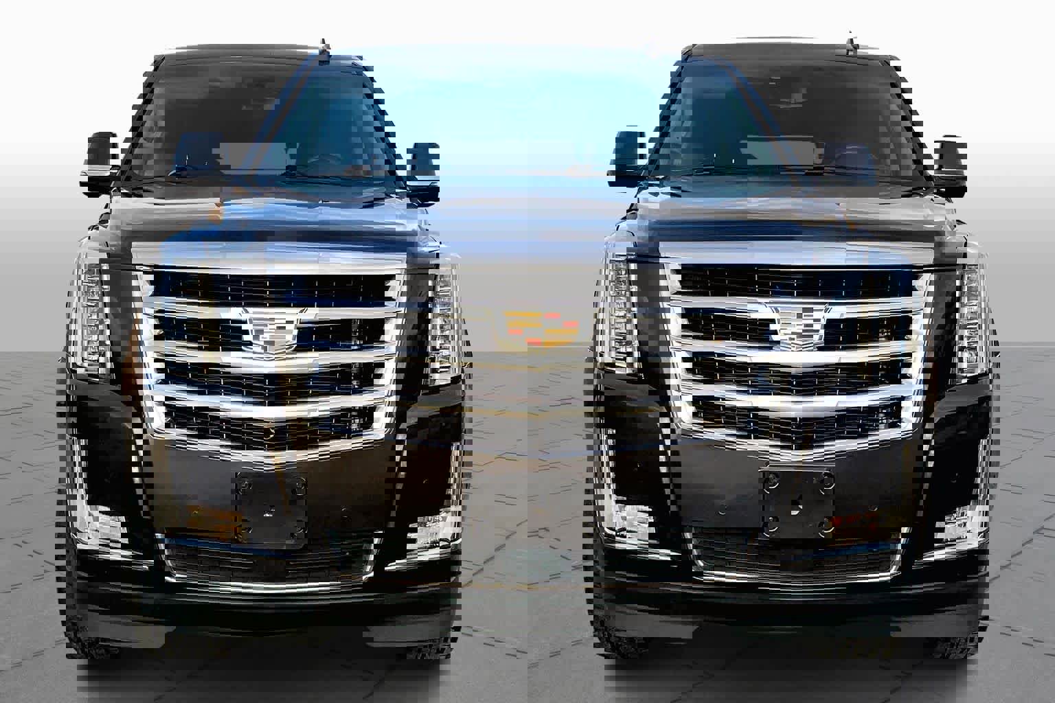 Used 2017 Cadillac Escalade Premium Luxury image 3