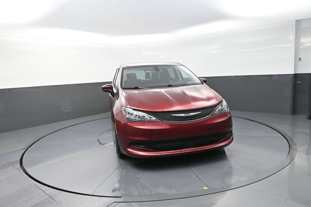 Used 2022 Chrysler Voyager LX FWD image 64