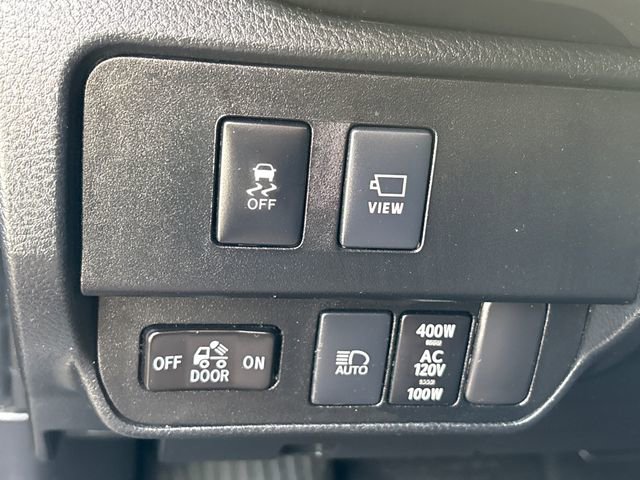 Used 2021 Toyota Tacoma TRD Off-Road w/ TRD Premium Off Road Package AWD/4WD image 14