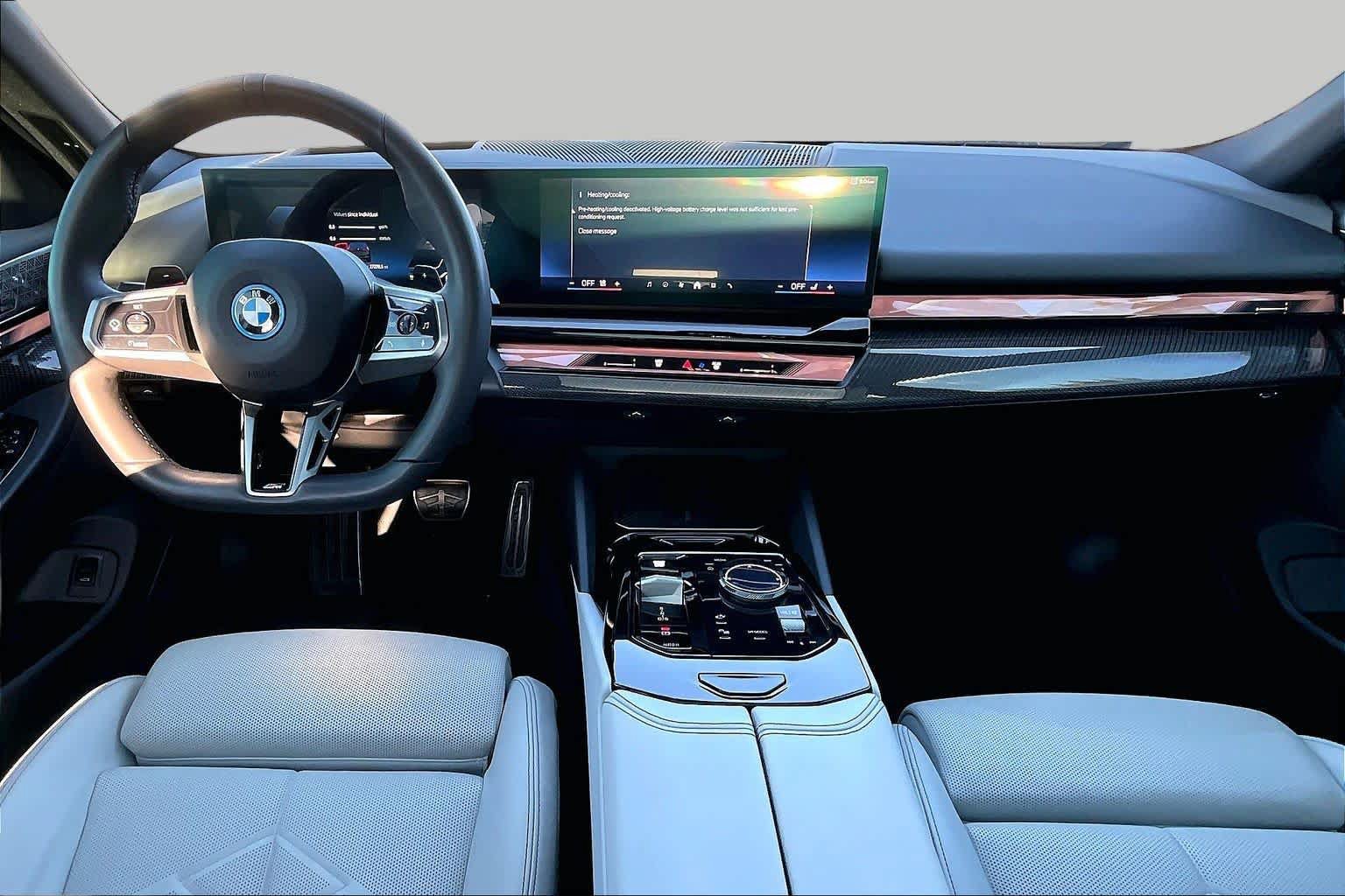 Used 2026 BMW 550e xDrive AWD/4WD image 15