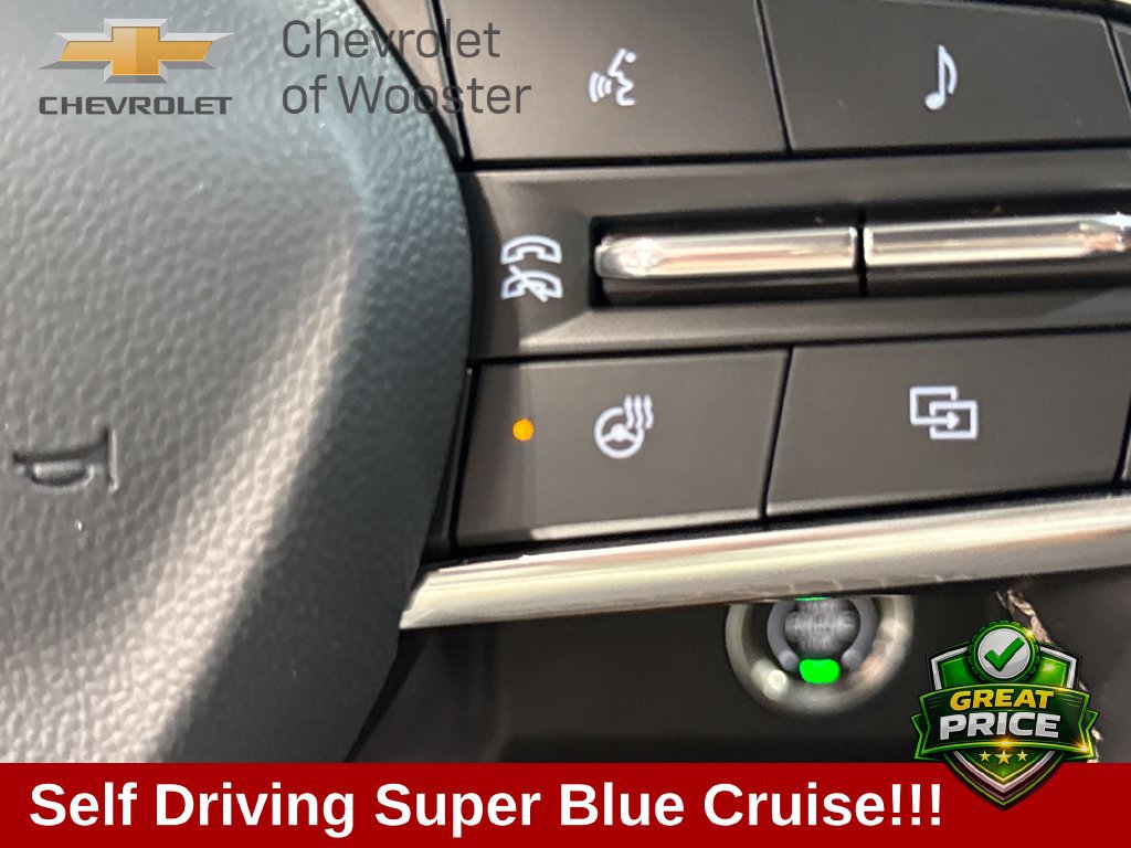 New 2027 Chevrolet Traverse Z71 w/ Enhanced Driving Package AWD/4WD image 4
