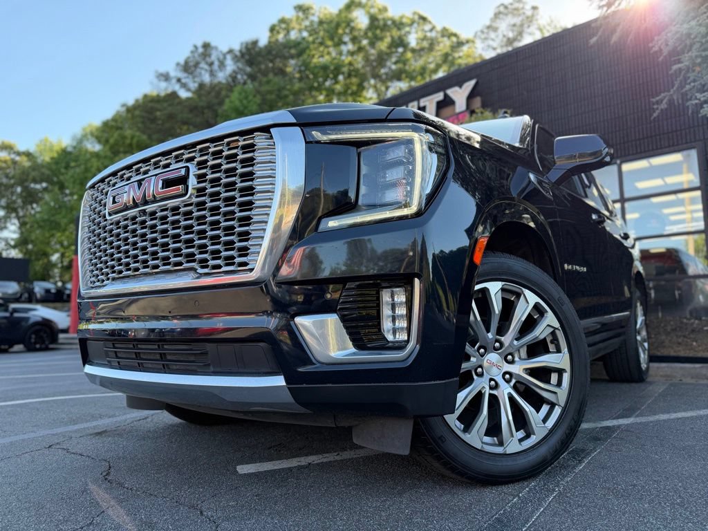 Used 2023 GMC Yukon Denali AWD/4WD image 2