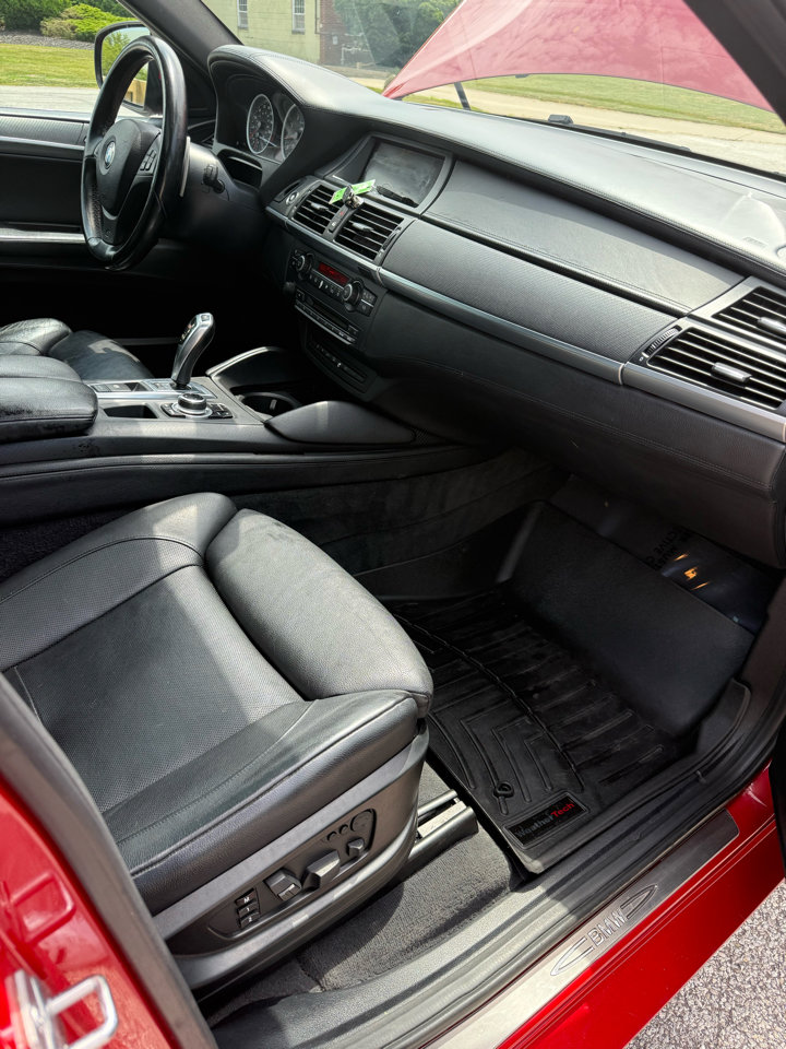 Used 2013 BMW X6 M M image 19