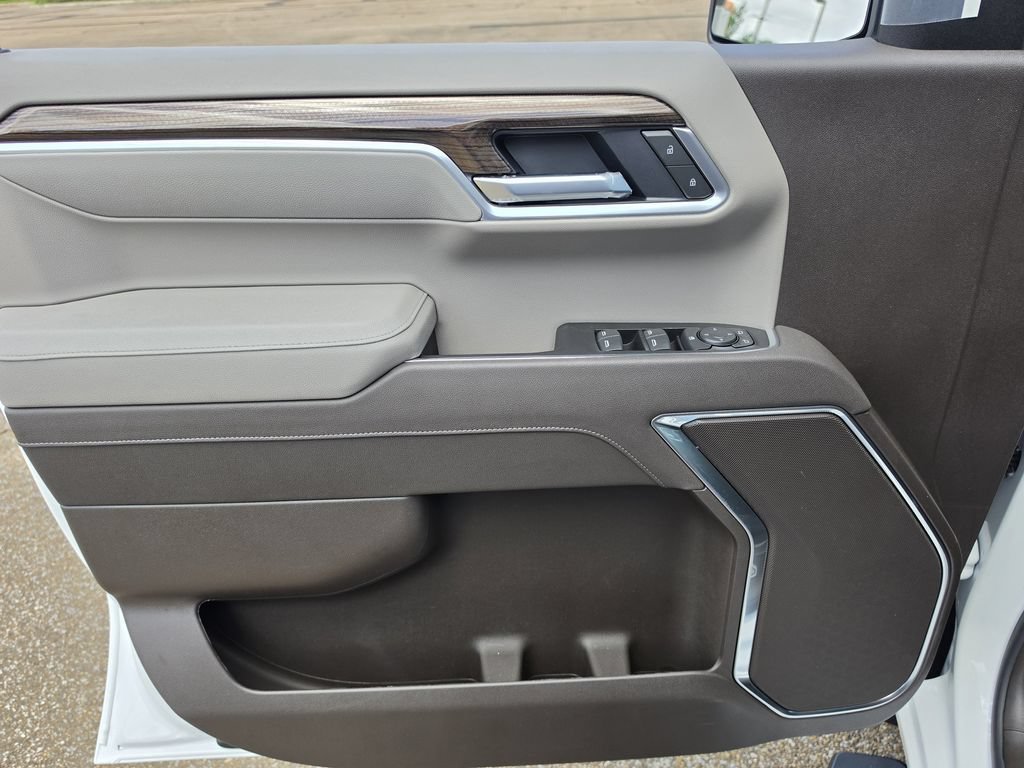 New 2026 Chevrolet Silverado 1500 LT AWD/4WD image 17
