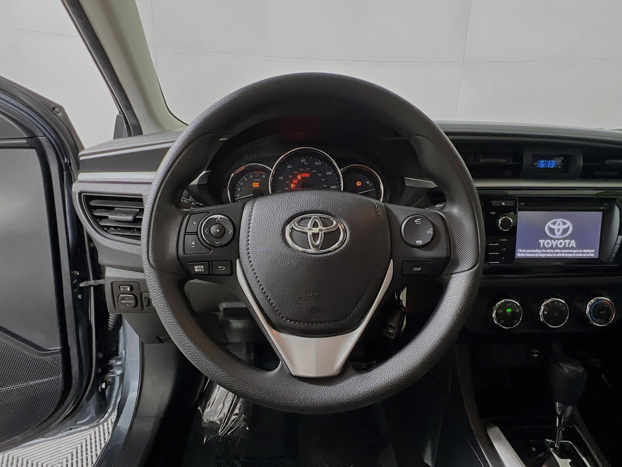 Used 2016 Toyota Corolla L image 18