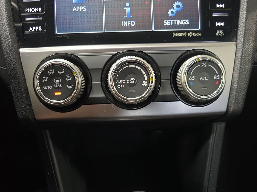 Used 2016 Subaru Crosstrek 2.0i Limited AWD/4WD image 25