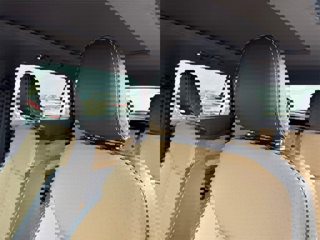 Used 2023 Volkswagen Atlas Cross Sport SE w/ Panoramic Sunroof Package image 14