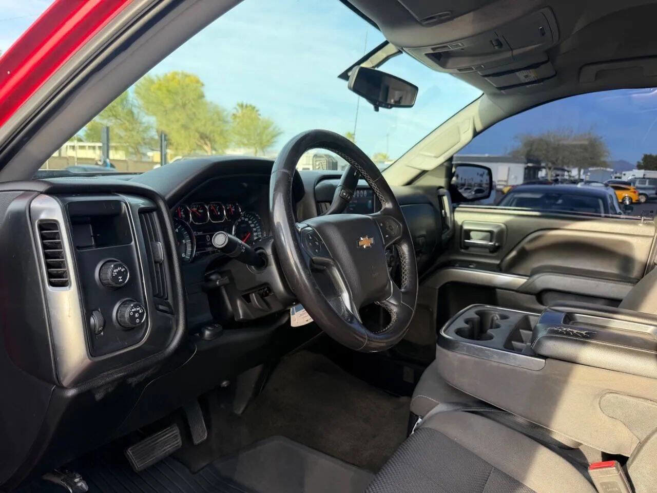 Used 2018 Chevrolet Silverado 1500 LT w/ All Star Edition AWD/4WD image 19
