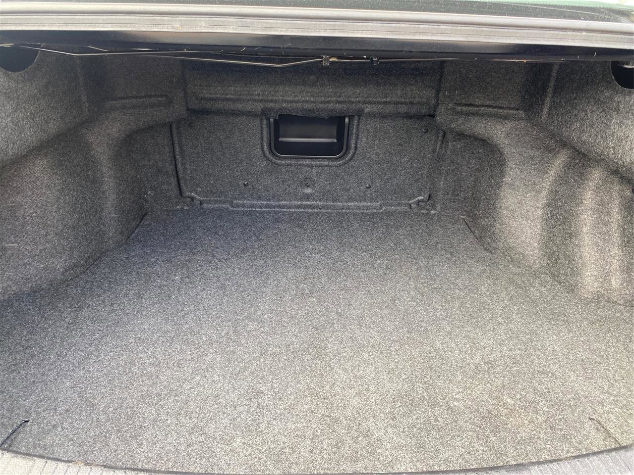 Used 2016 Toyota Avalon Limited image 22