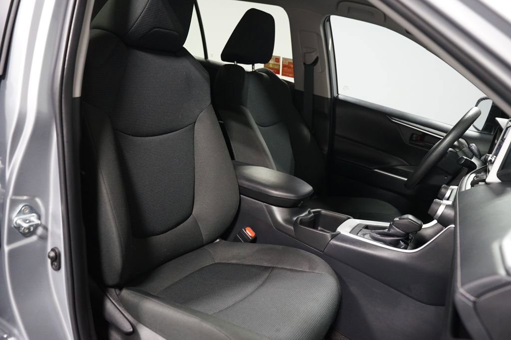 Used 2024 Toyota RAV4 LE image 26
