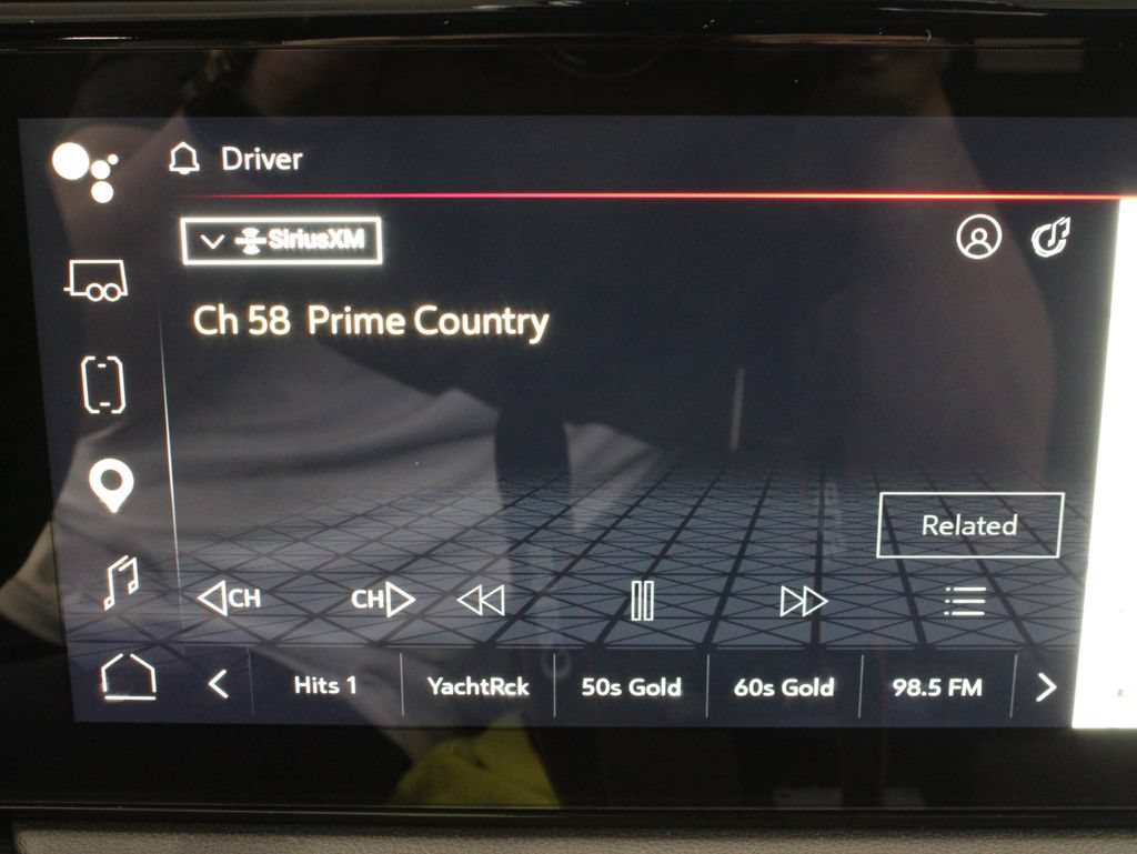 Used 2025 GMC Sierra 2500 AT4 w/ Technology Package AWD/4WD image 32
