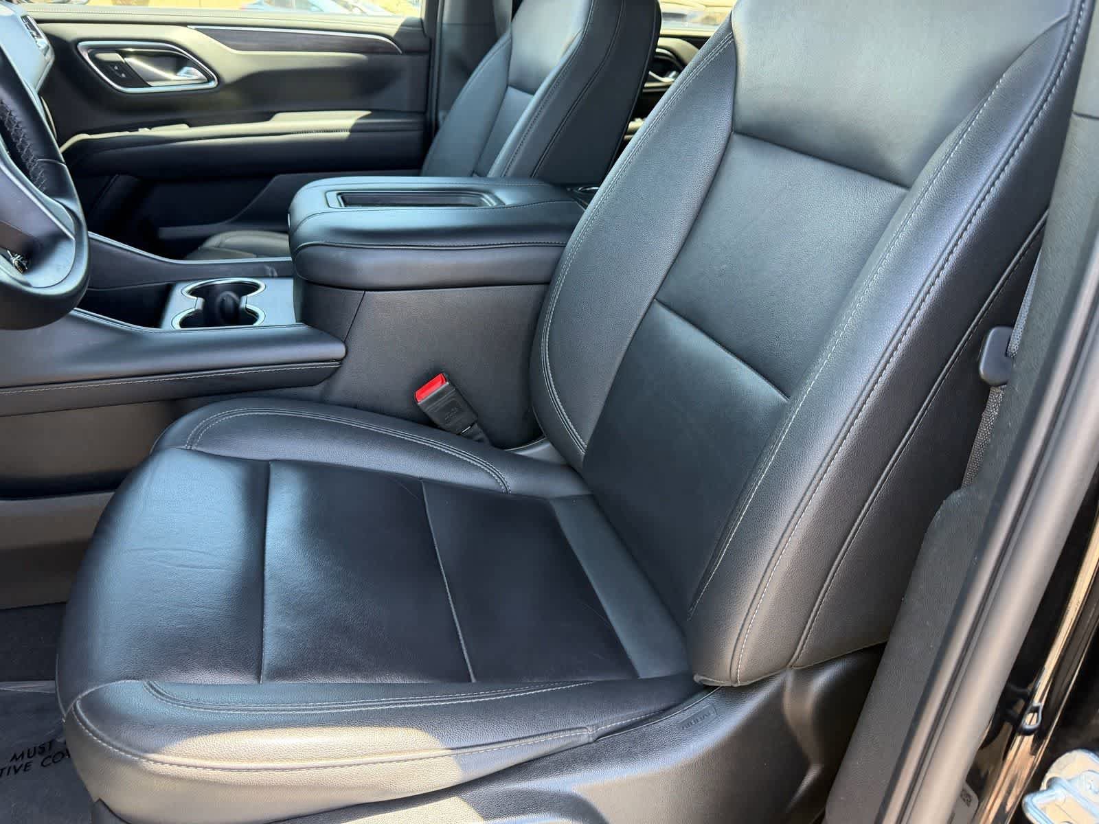 Used 2024 Chevrolet Tahoe LT AWD/4WD image 21