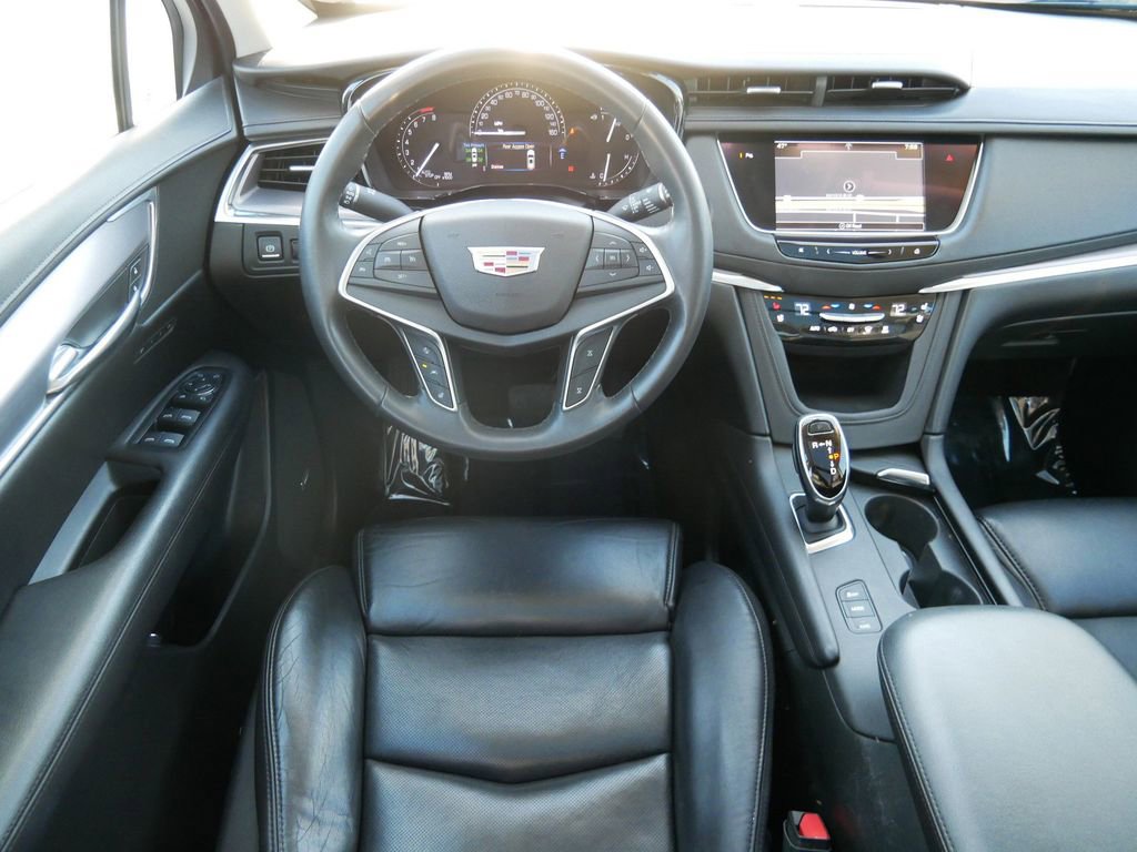 Used 2017 Cadillac XT5 Premium Luxury AWD/4WD image 13