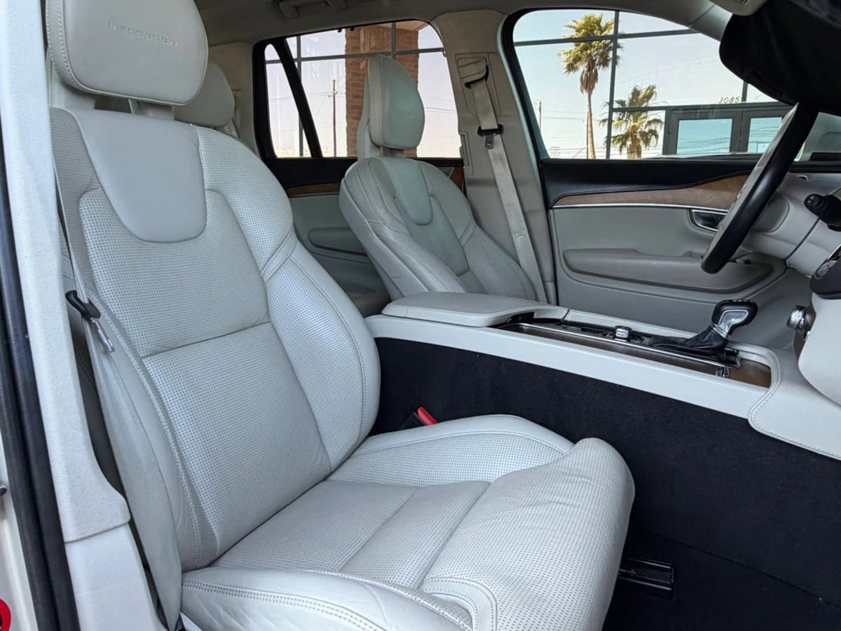 Used 2017 Volvo XC90 T6 Inscription w/ Vision Package AWD/4WD image 41