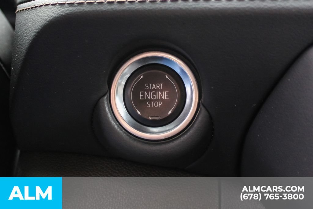 Used 2025 Chevrolet Tahoe High Country AWD/4WD image 30