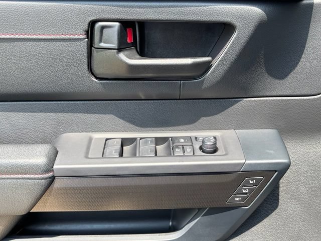 Used 2024 Toyota Sequoia TRD Pro AWD/4WD image 15
