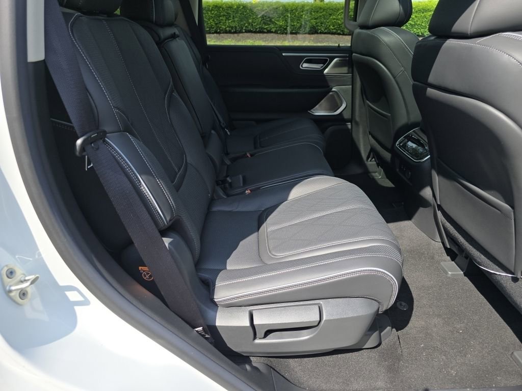 New 2025 INFINITI QX80 Sensory w/ Exterior Package image 30