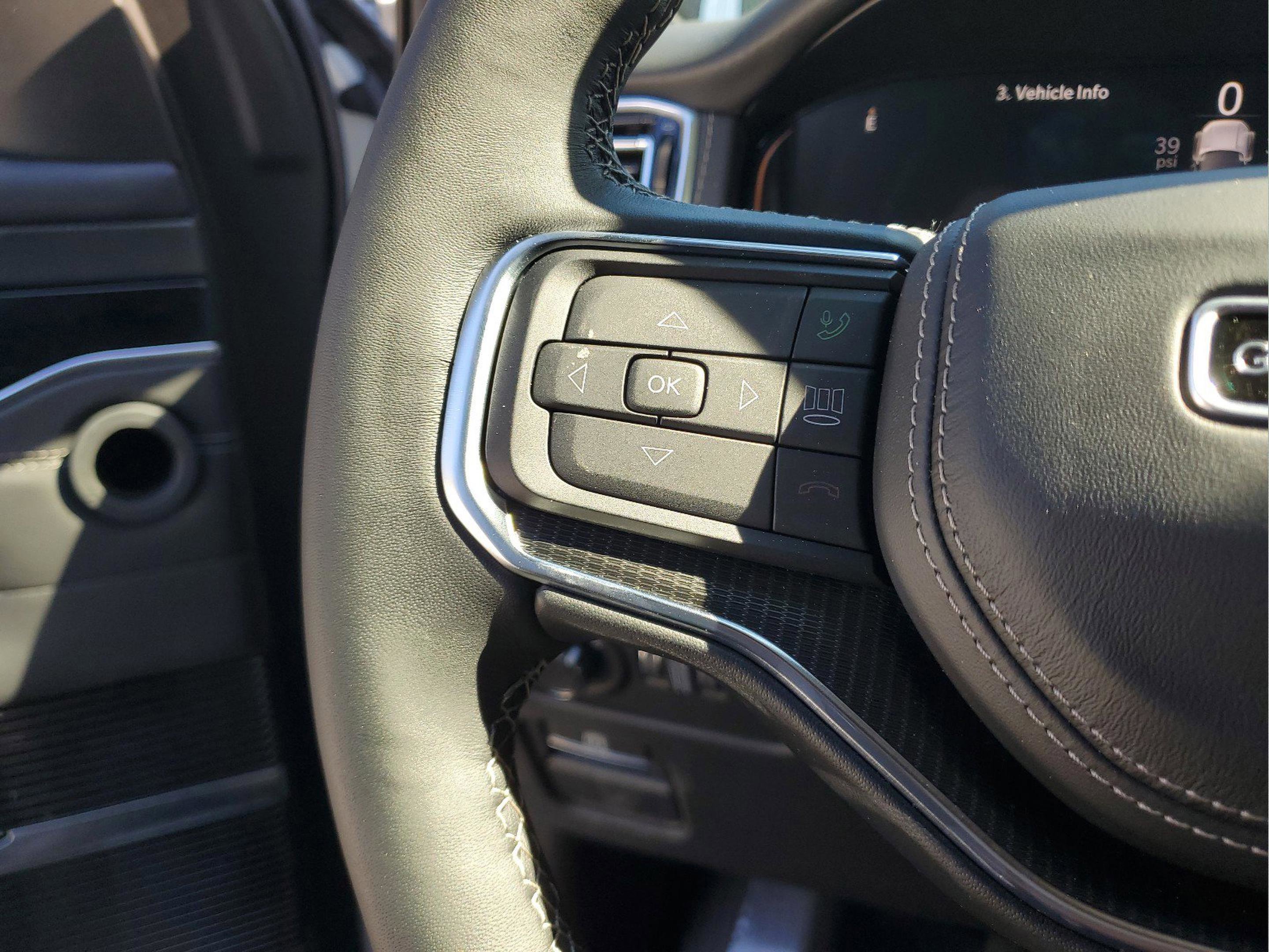 New 2026 Jeep Grand Wagoneer Summit w/ Rear Seat Video Group I image 25