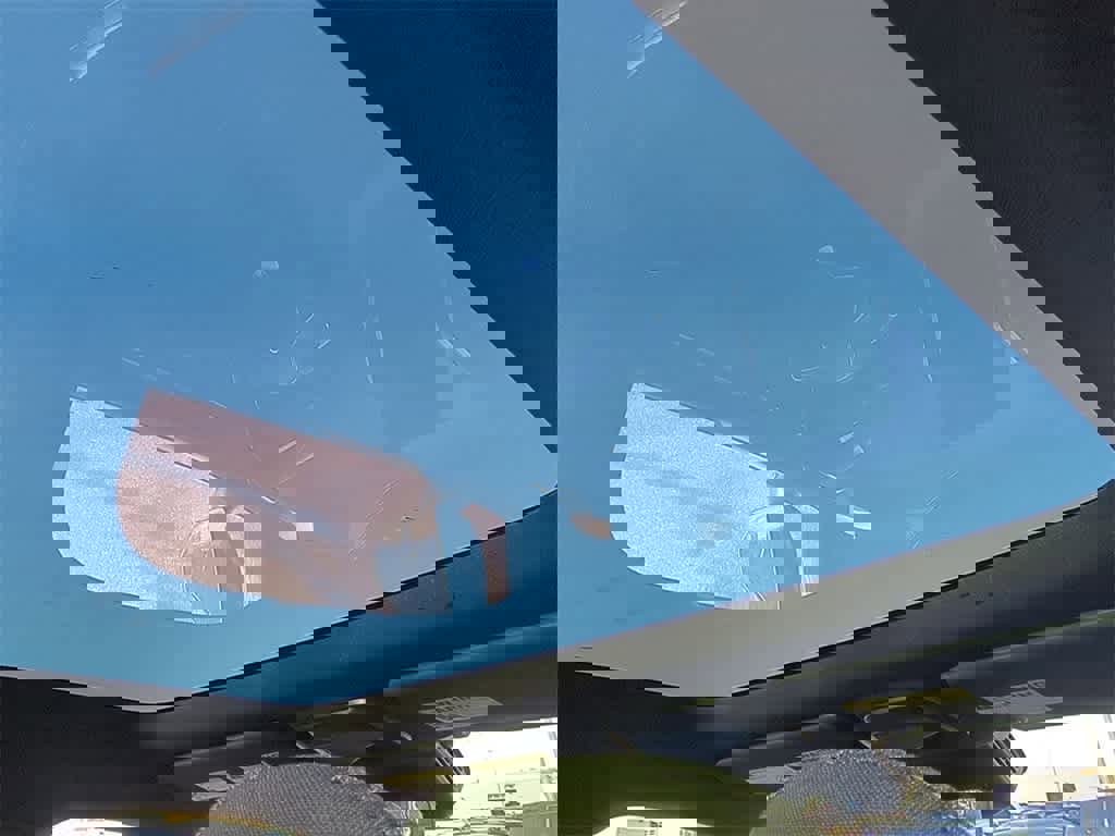 New 2025 Volvo EX30 Plus w/ Protection Package Premier image 20