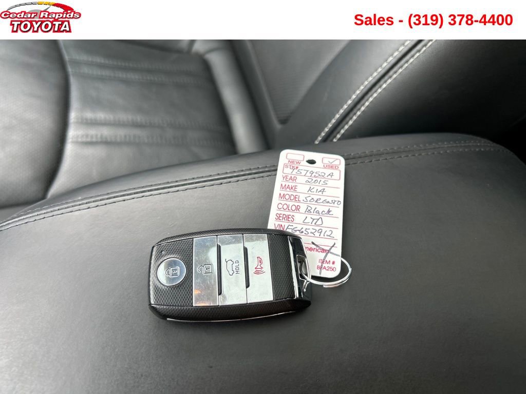 Used 2015 Kia Sorento SX image 26