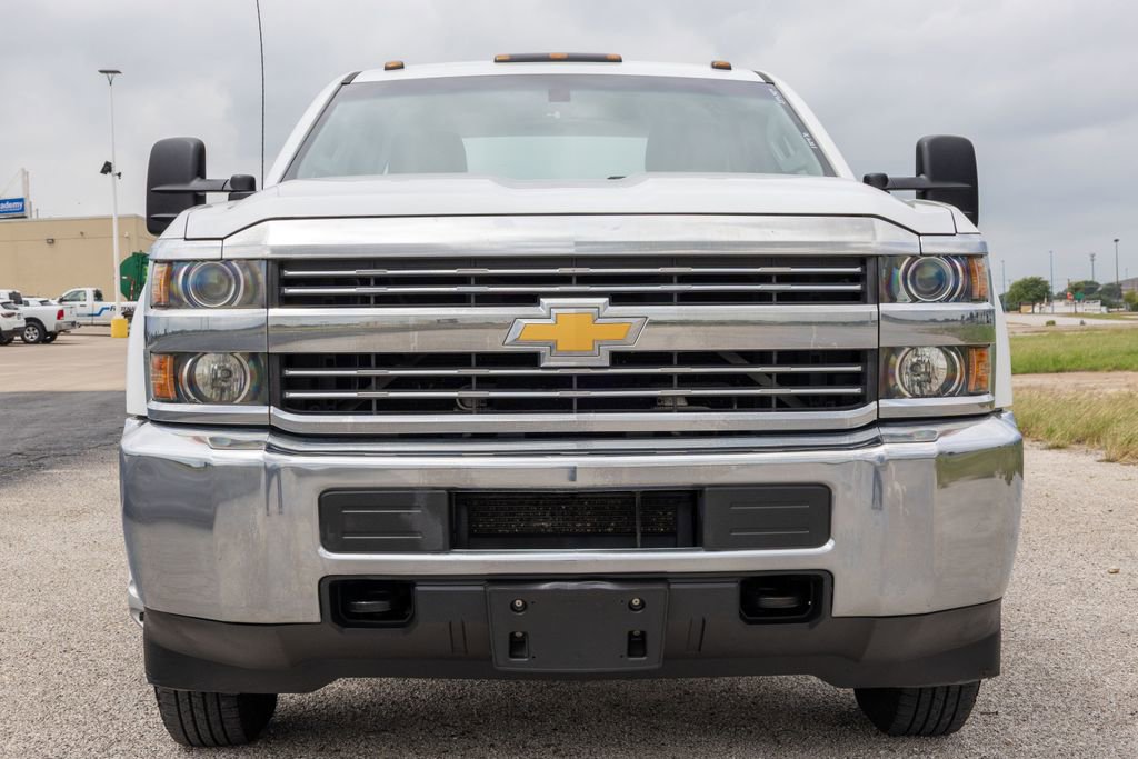 Used 2017 Chevrolet Silverado 3500 W/T image 2