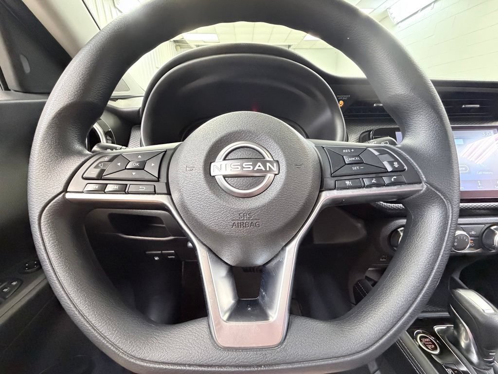 Used 2023 Nissan Kicks SV FWD image 42