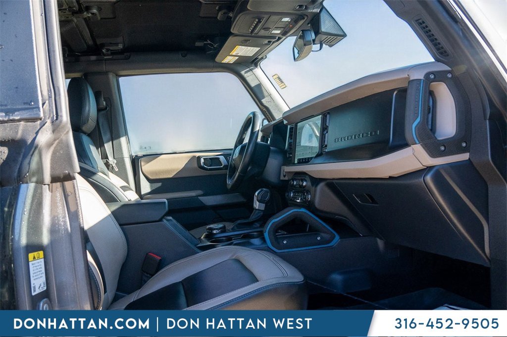 Used 2023 Ford Bronco Wildtrak image 25