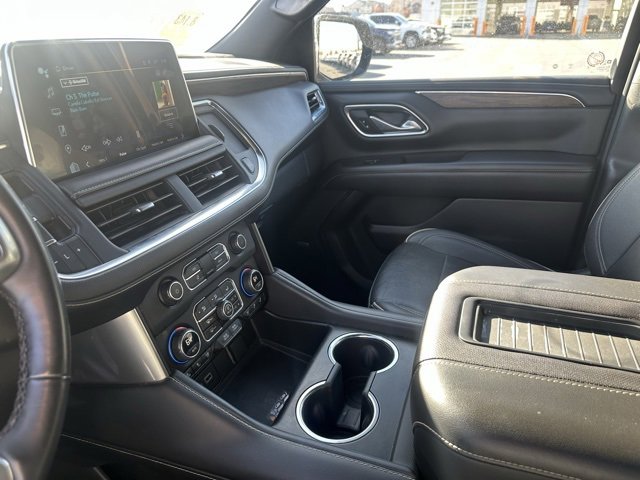 Used 2023 Chevrolet Suburban Premier image 12