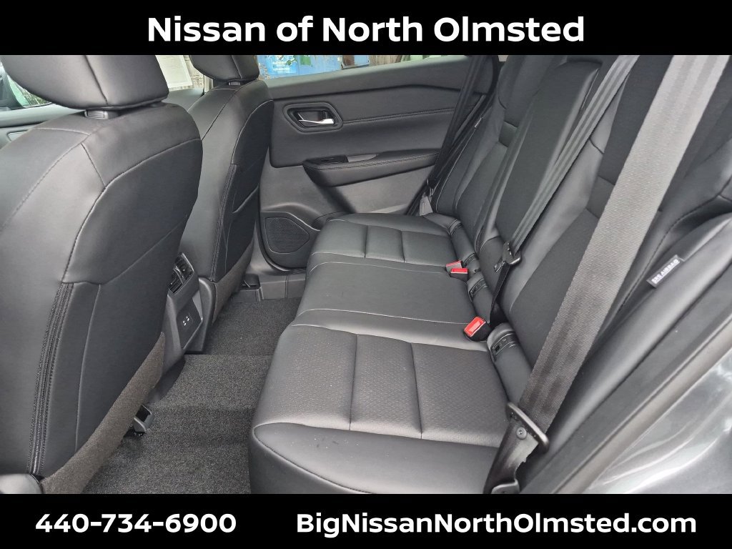 New 2026 Nissan Rogue Dark Armor AWD/4WD image 18