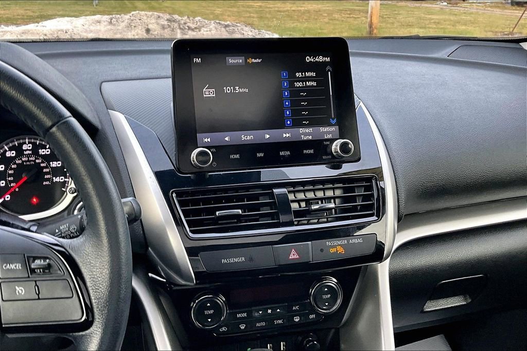 Used 2022 Mitsubishi Eclipse Cross SE image 6