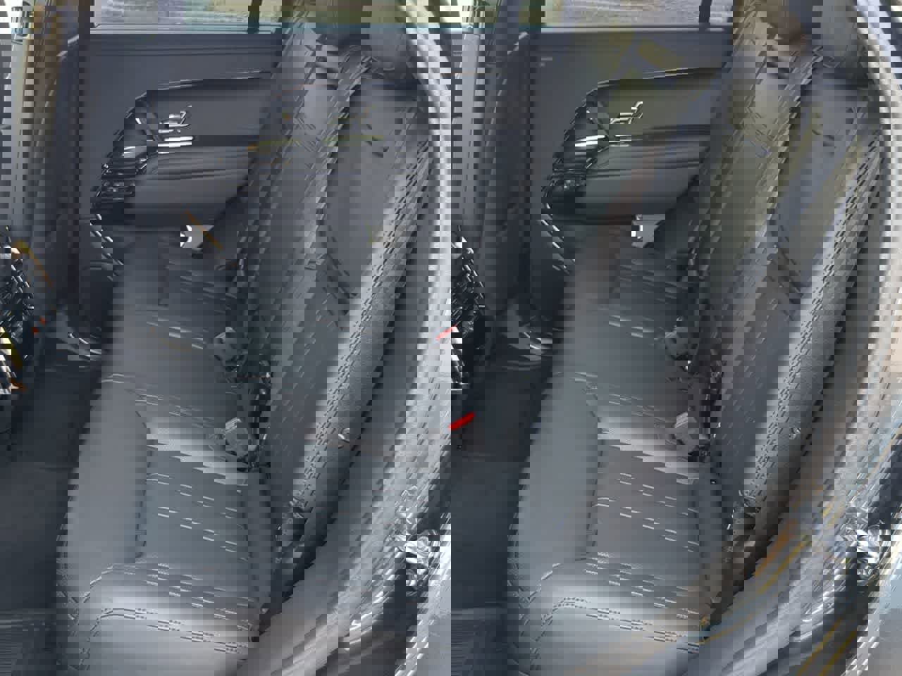 Used 2024 Land Rover Range Rover Sport SE image 21