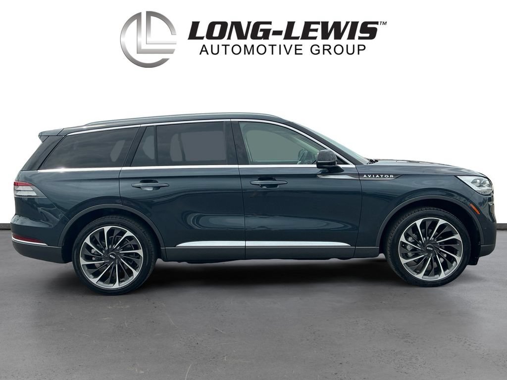 Certified 2024 Lincoln Aviator Reserve w/ Equipment Group 201A AWD/4WD image 8