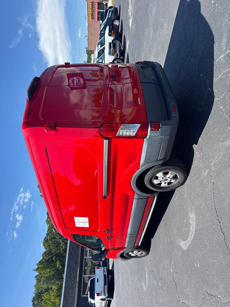 Used 2018 Ford Transit 250 130 Medium Roof RWD image 3