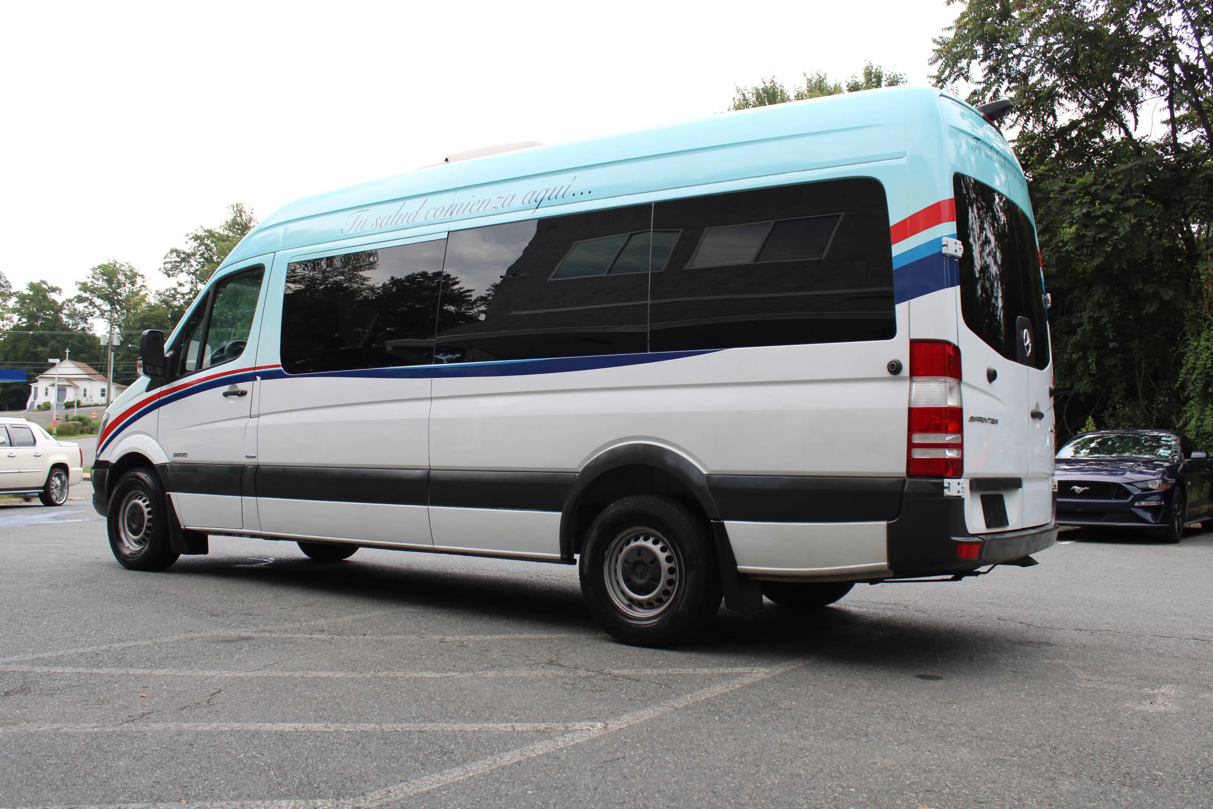 Used 2016 Mercedes-Benz Sprinter 2500 image 4