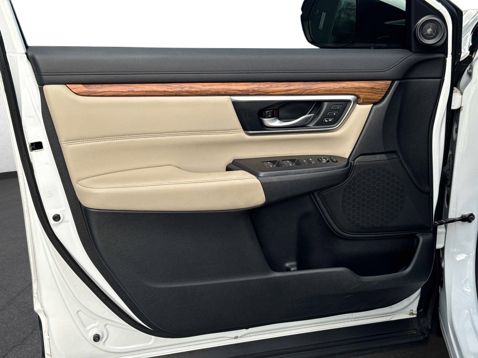 Used 2020 Honda CR-V EX-L image 19