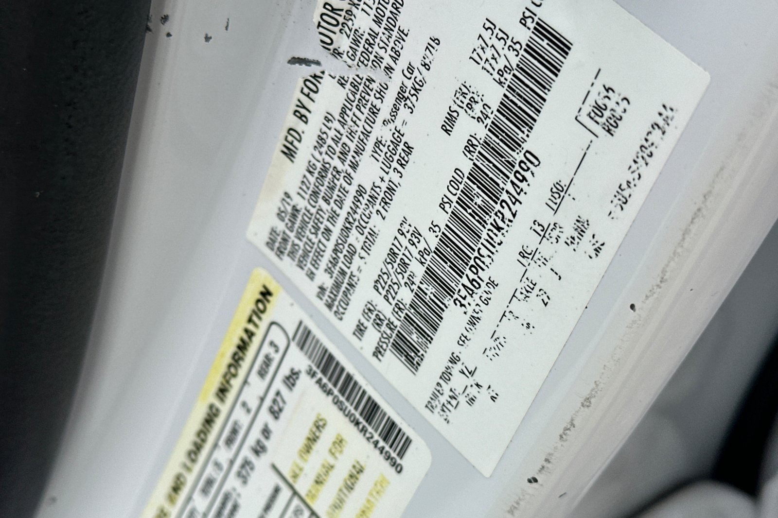 Used 2019 Ford Fusion Energi Titanium FWD image 29