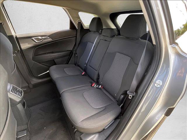 Used 2023 Kia Sportage LX FWD image 28