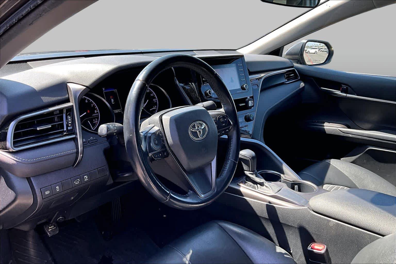 Used 2021 Toyota Camry SE FWD image 17