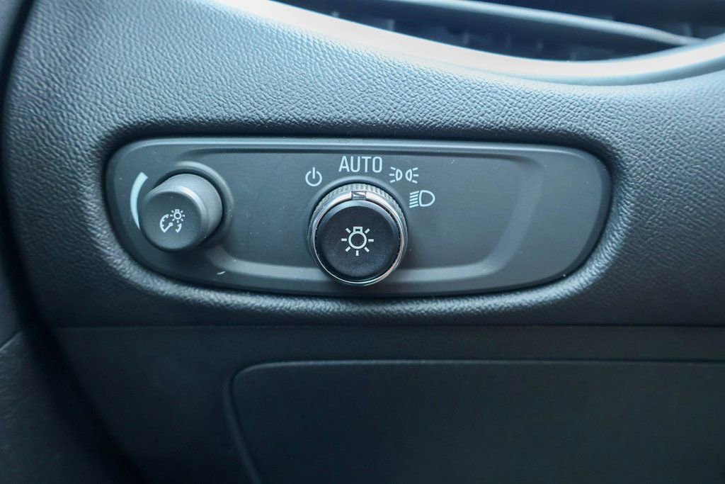 Used 2023 Chevrolet Malibu LT image 18